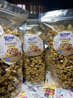RICHYO GRANOLA pouch